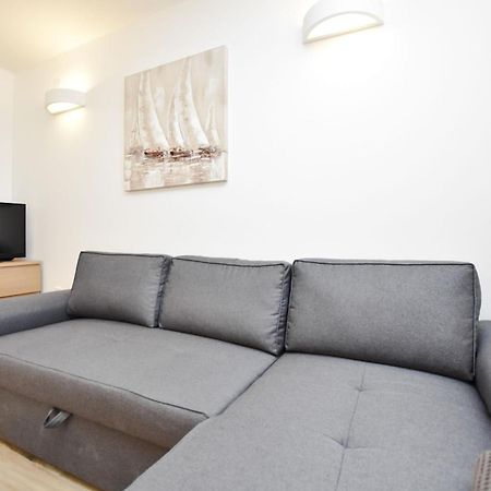 Apartment Palcic Primošten Buitenkant foto